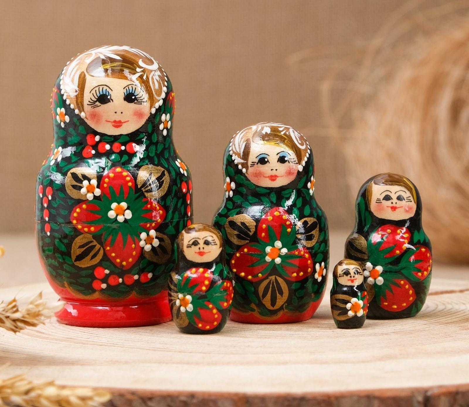 Матрёшка «Хохлома», чёрный платок, красное платье, 5 кукольная, 10 см