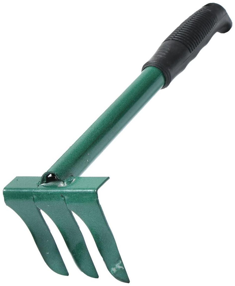 Грабли прямые, 3 витых зубца, длина 38 см, металлический черенок, пластиковая ручка
