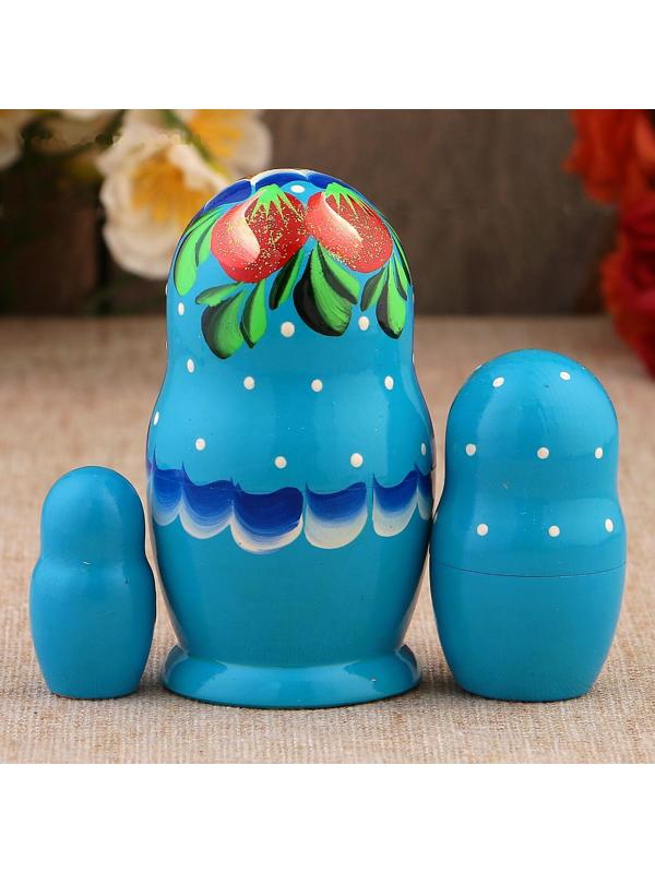 Матрёшка «Земляничка», голубое платье, 3 кукольная, 10 см