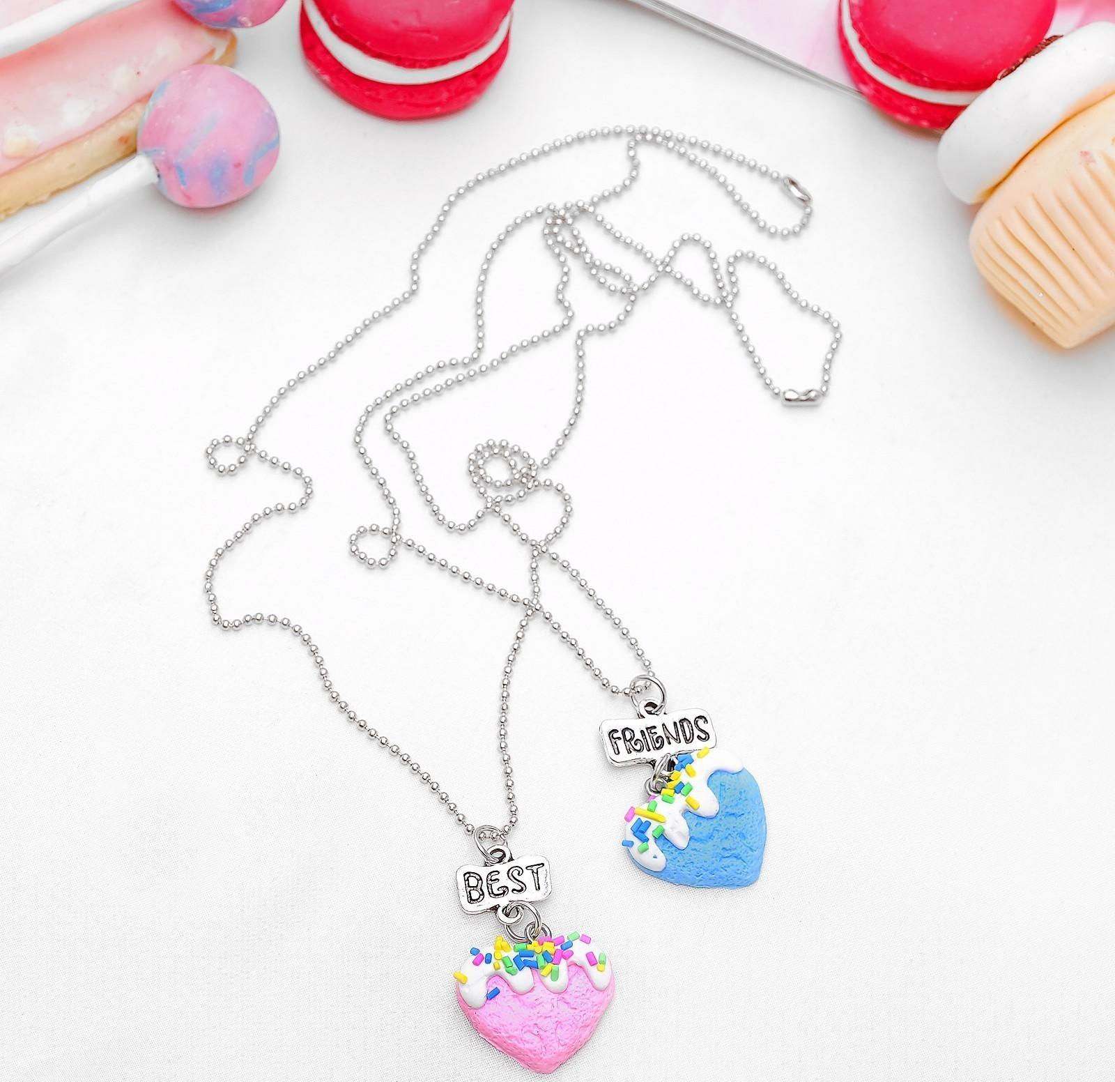 Кулоны неразлучники 