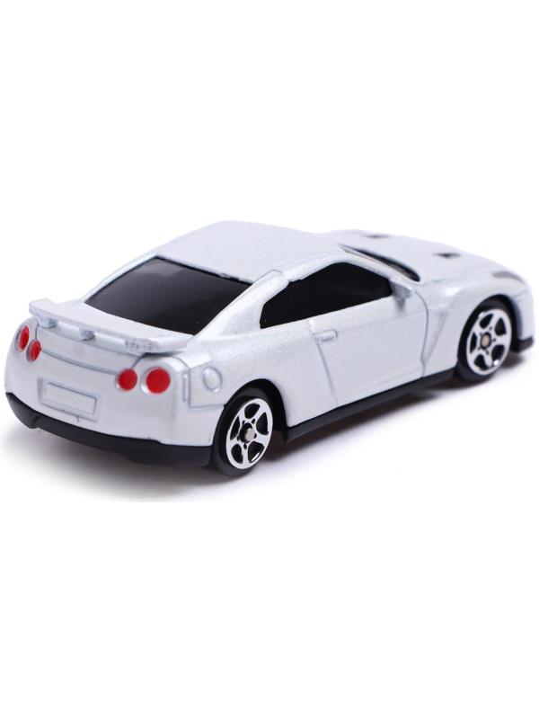 Машина металлическая NISSAN GT-R (R35), 1:64, цвет белый