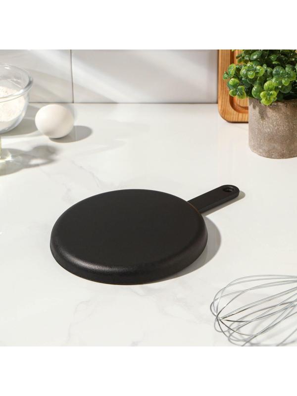 Сковорода блинная чугунная «Круг», d=18 см, чугунная ручка