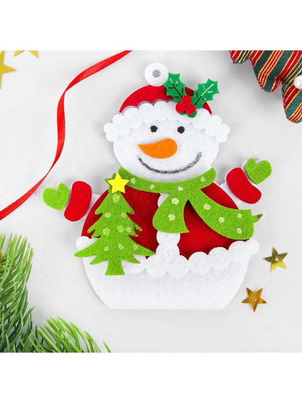 Набор для творчества - создай ёлочное украшение из фетра «Снеговик с ёлочкой»