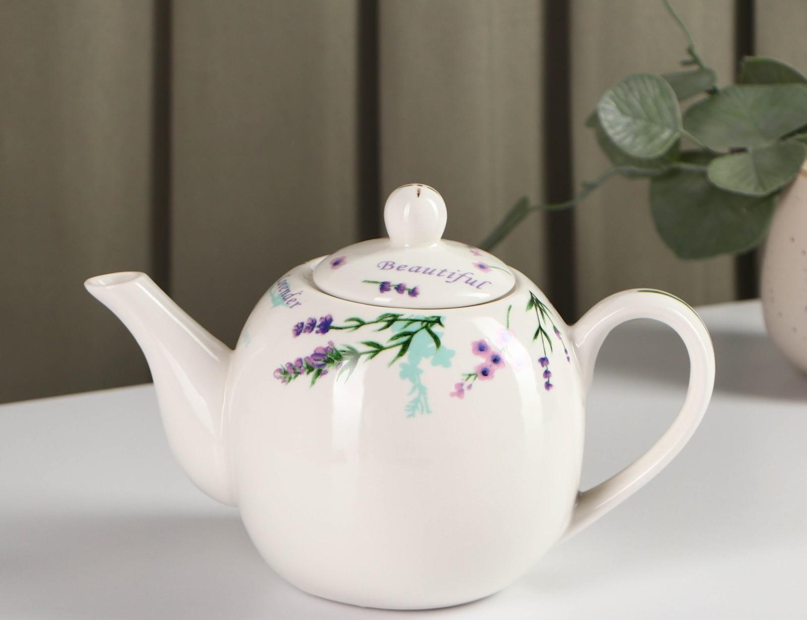 Чайник фарфоровый заварочный Доляна «Лаванда», 800 мл, цвет белый