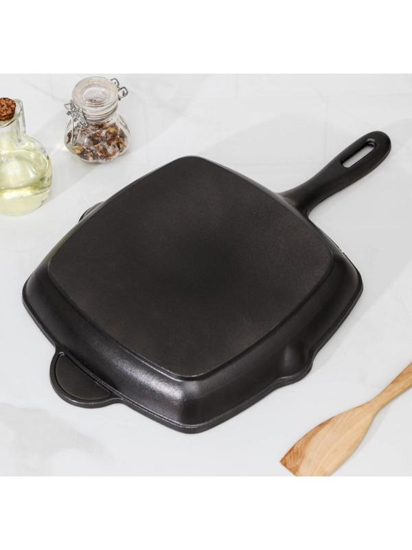 Сковорода-гриль чугунная «Гриль глубокий», 28×5,5 см, 2 слива, чугунная ручка, цвет чёрный