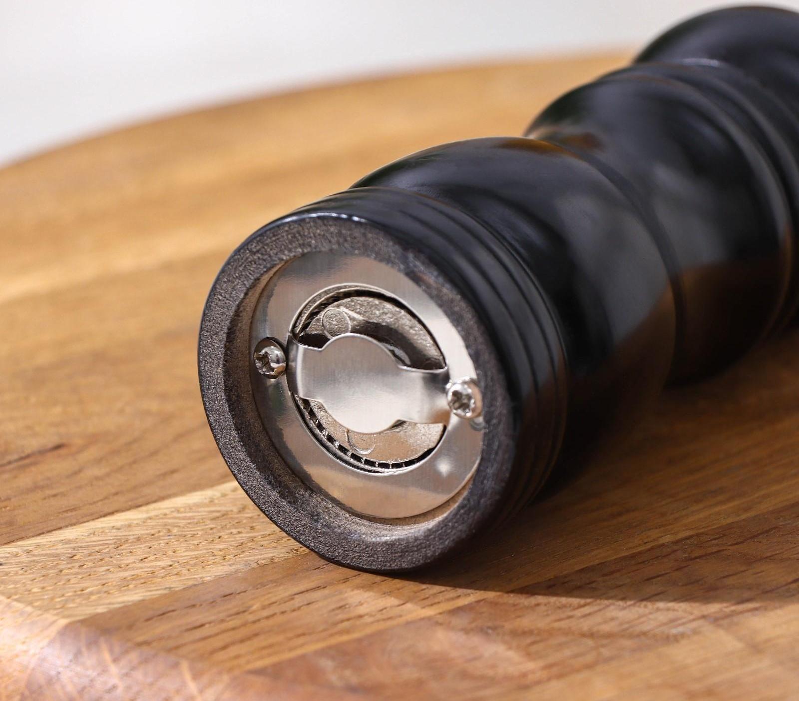 Мельница для специй Доляна, 13×4,5 см, металлический механизм, цвет чёрное дерево