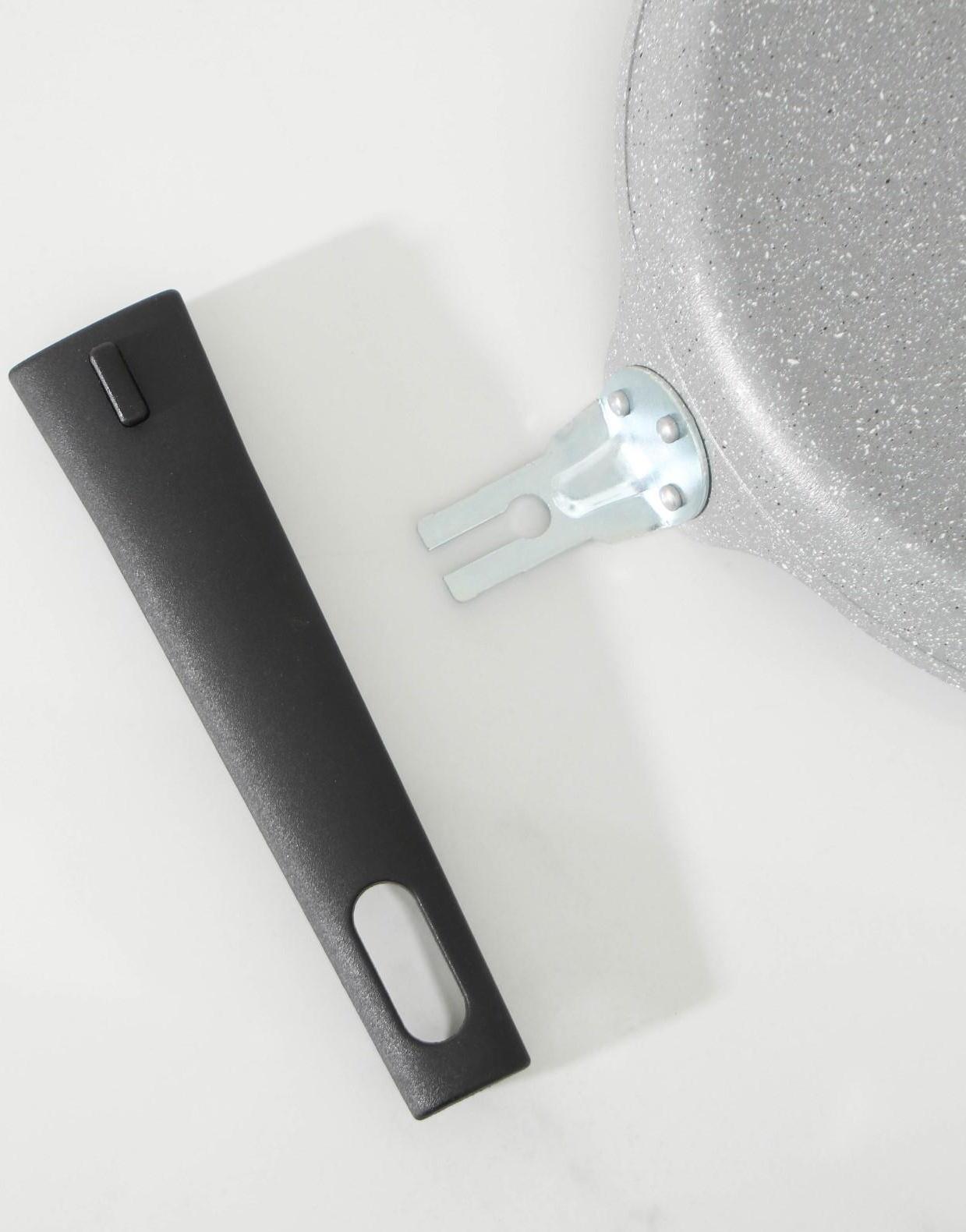 Сковорода блинная, d=22 см, пластиковая ручка, антипригарное покрытие, цвет светлый мрамор