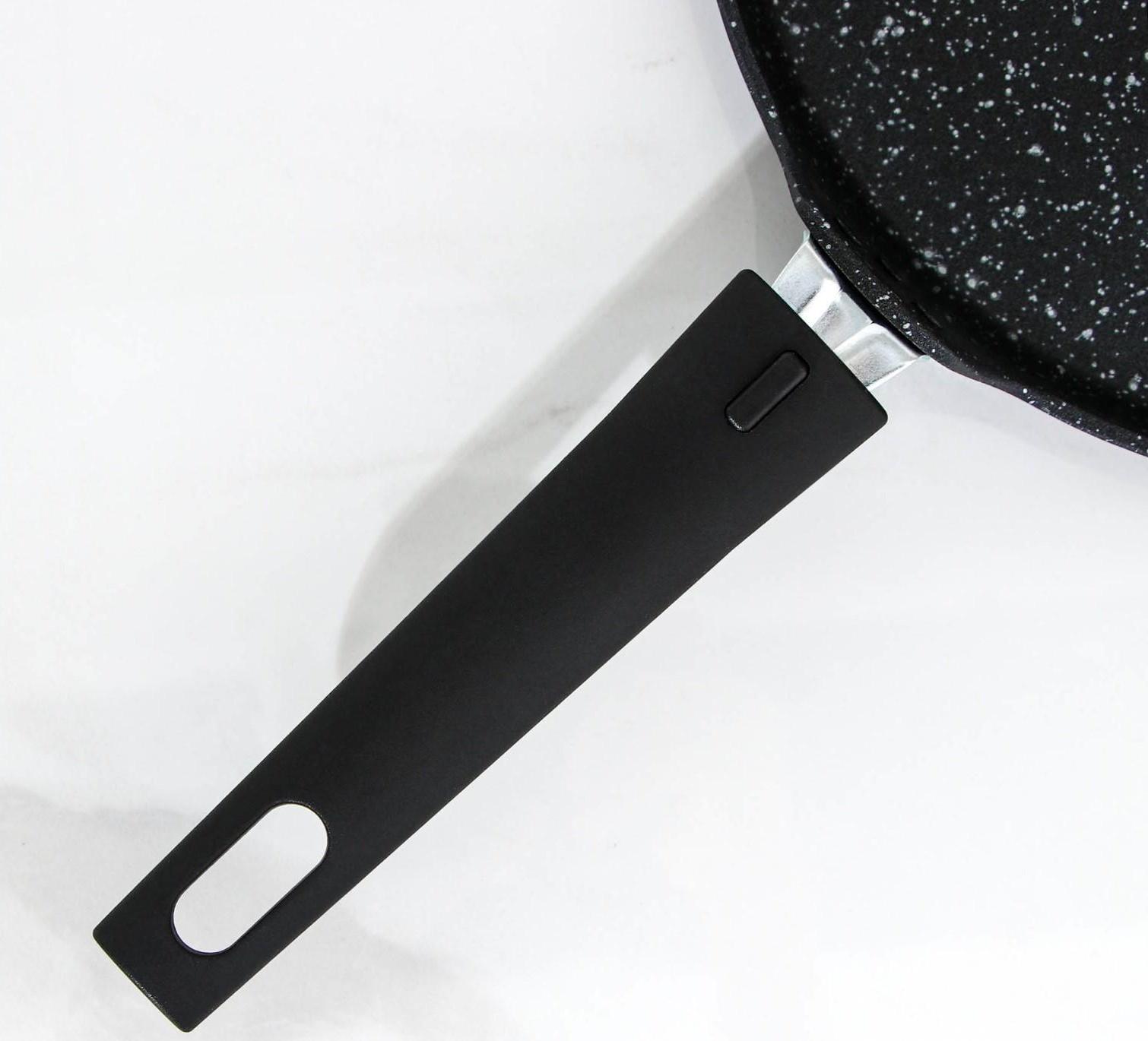 Сковорода блинная, d=24 см, пластиковая ручка, антипригарное покрытие, цвет тёмный мрамор