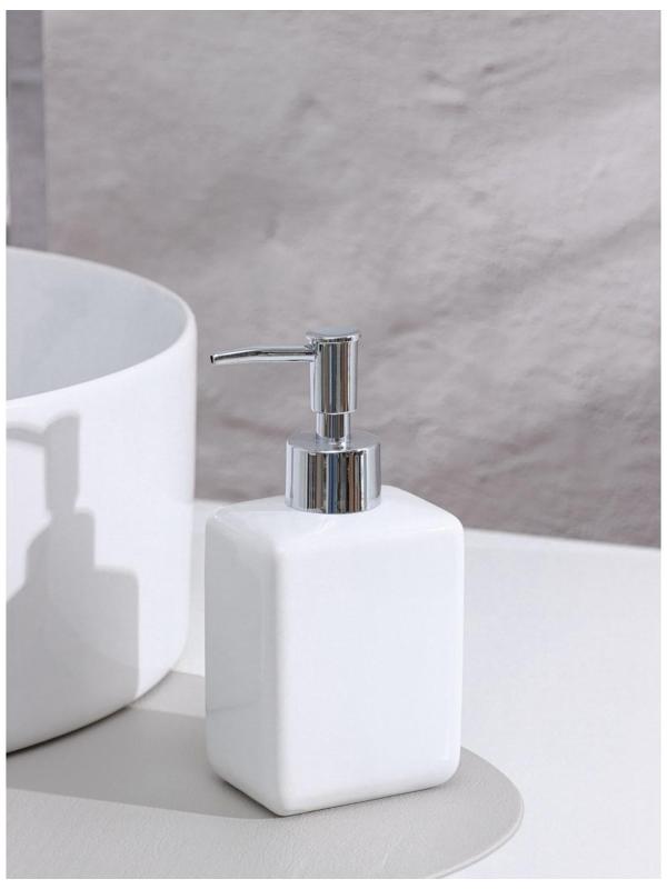 Дозатор для жидкого мыла SAVANNA «Природа», 350 мл, цвет белый