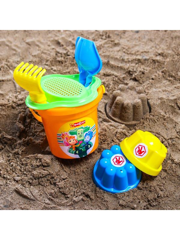 Набор для игры в песке: ведро, сетка, лопата, грабли, 2 формочки, ФИКСИКИ цвет МИКС, 530 мл