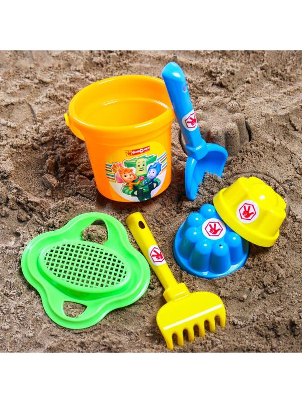 Набор для игры в песке: ведро, сетка, лопата, грабли, 2 формочки, ФИКСИКИ цвет МИКС, 530 мл