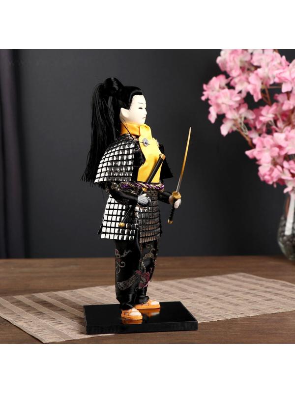 Кукла коллекционная 