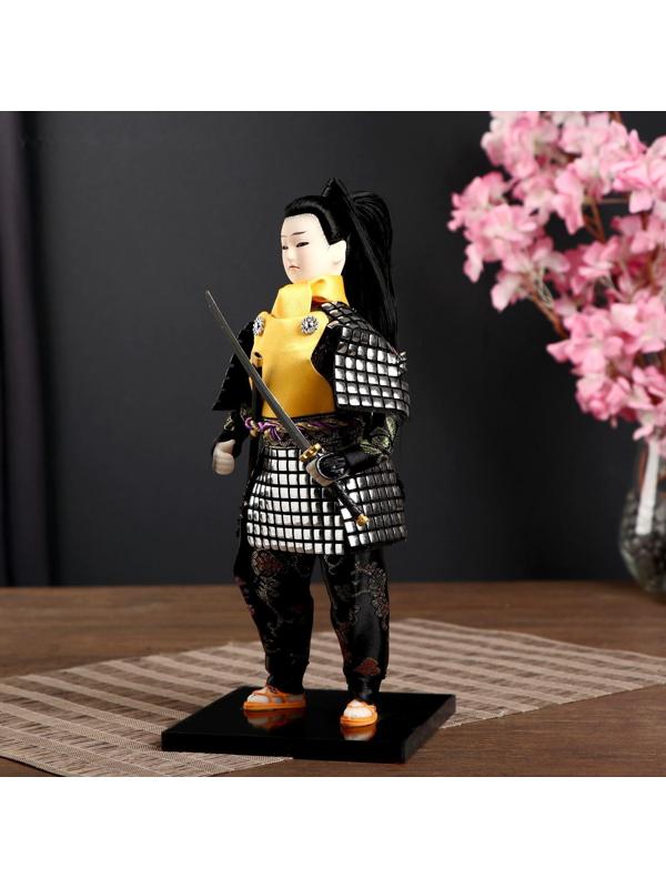 Кукла коллекционная 