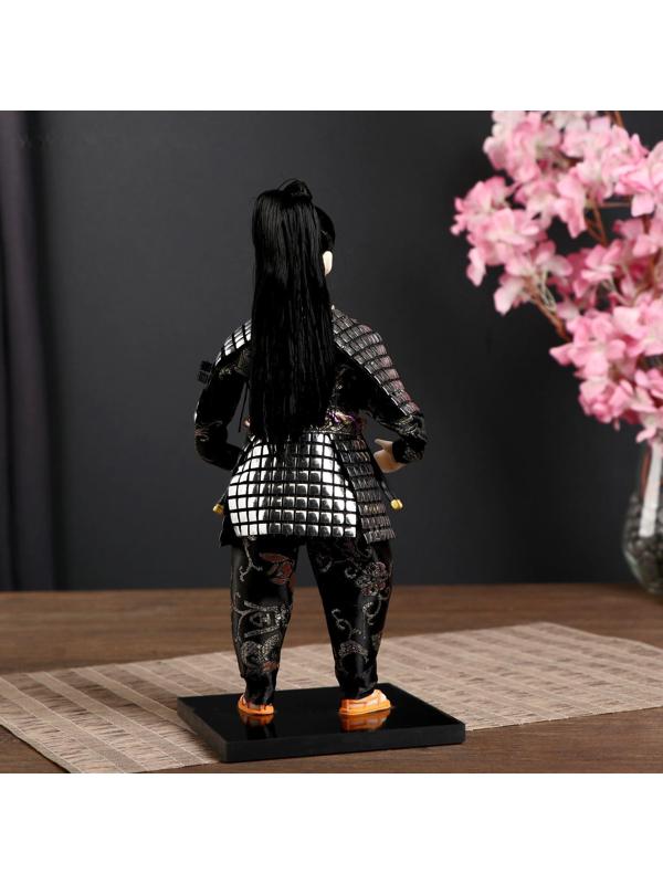 Кукла коллекционная 