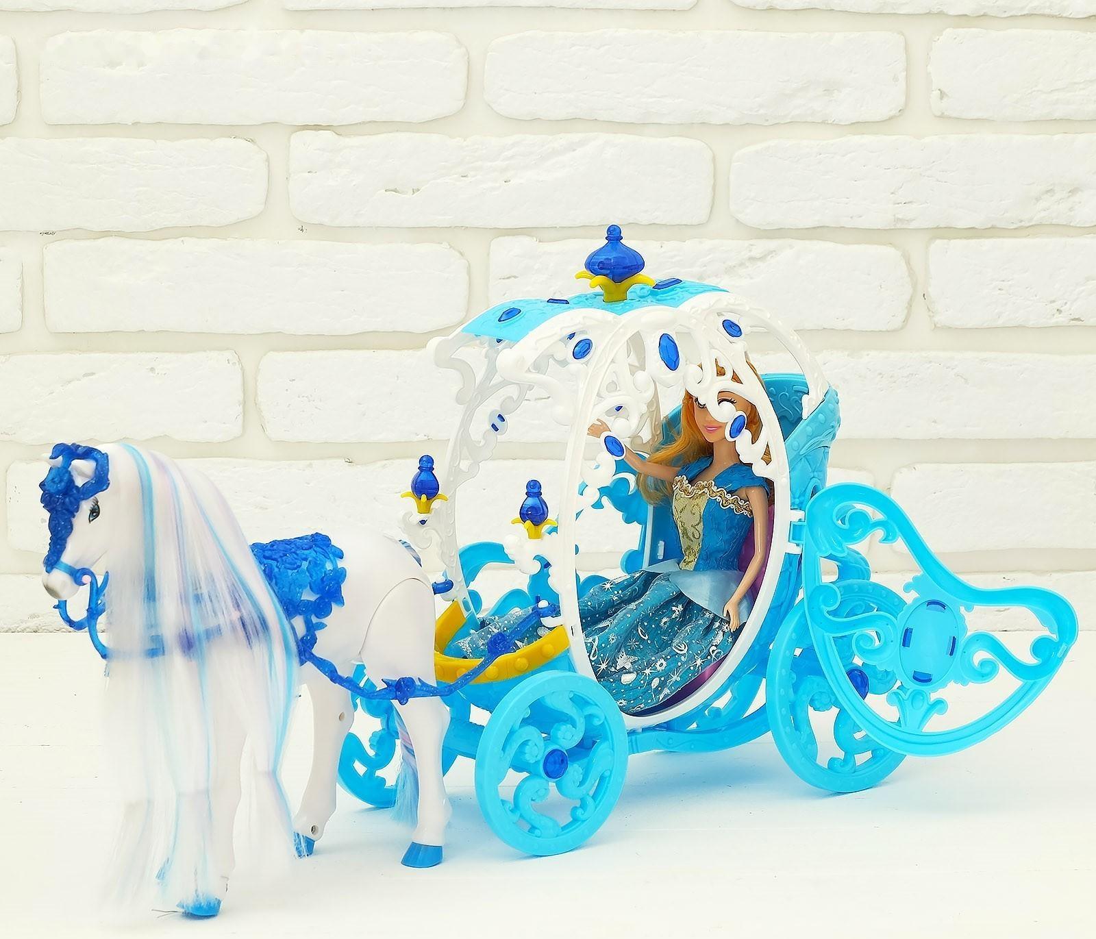 Карета для кукол с куклой, лошадка ходит