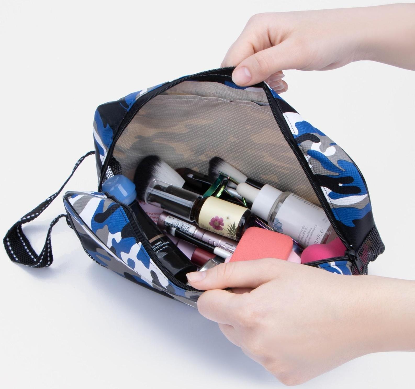 Косметичка на молнии, цвет синий/камуфляж
