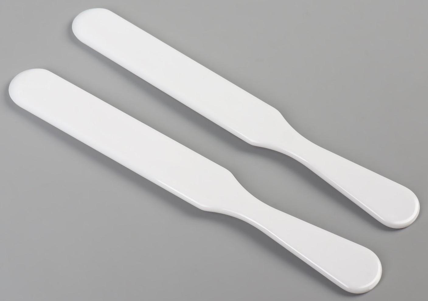 Шпатели для депиляции, пластиковые, 2 шт, 15 × 2 см, цвет белый