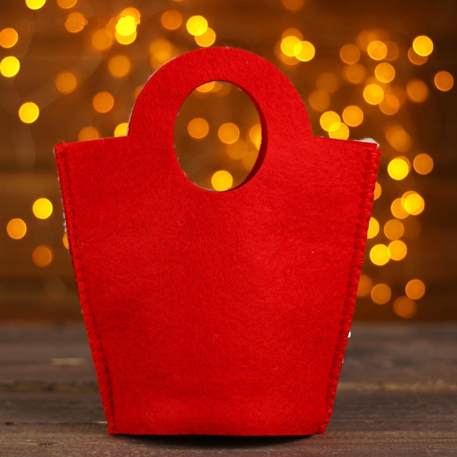 Сумочка для подарков «Всплеск», с помпонами, цвета МИКС