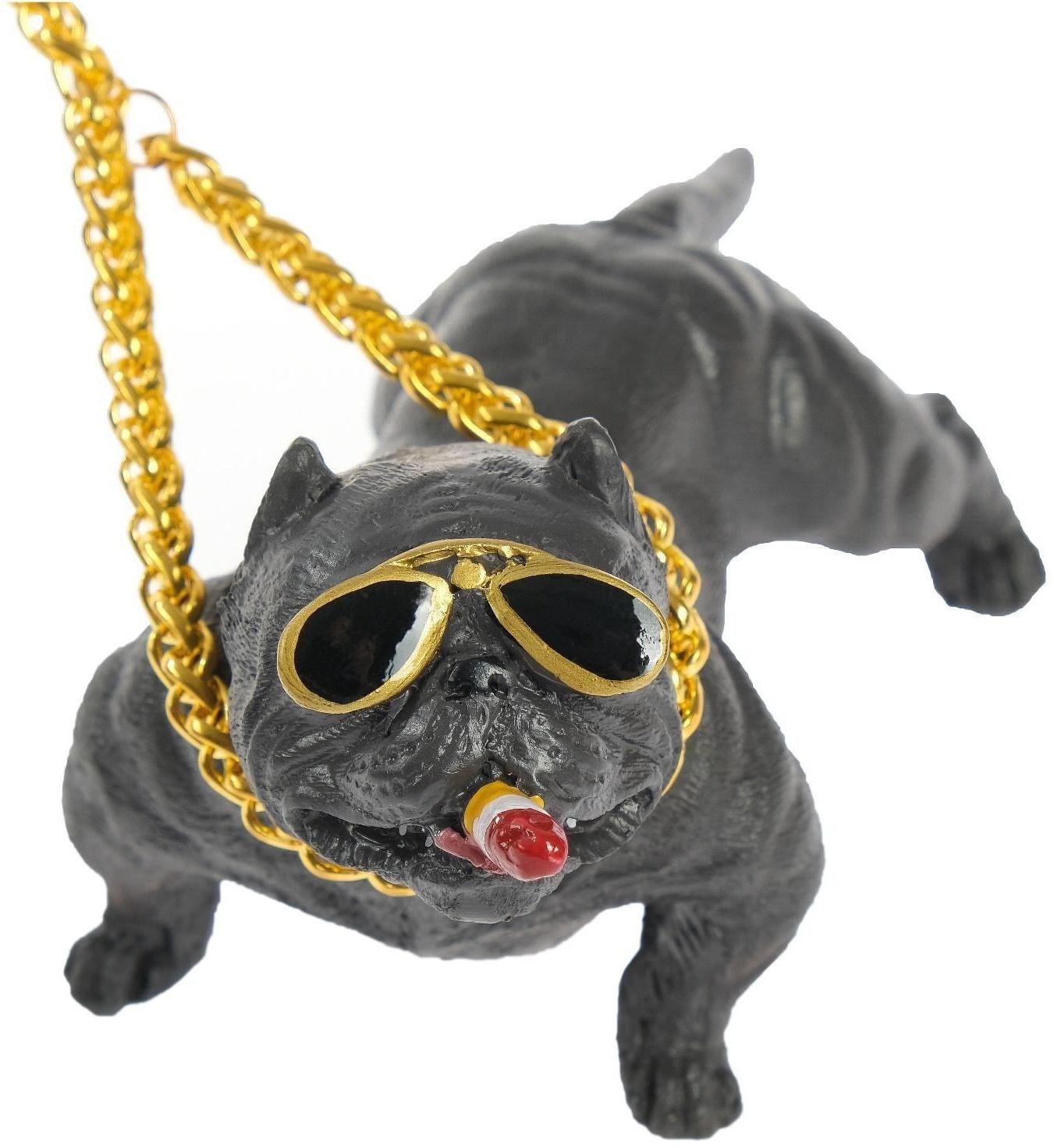 Собака на панель авто с присоской для стекла, бульдог