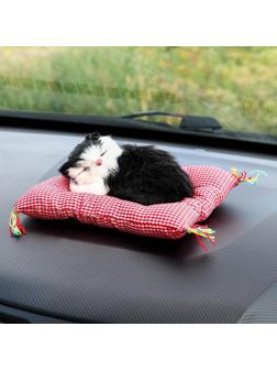 Игрушка на панель авто, кошка на подушке, черно-белый окрас