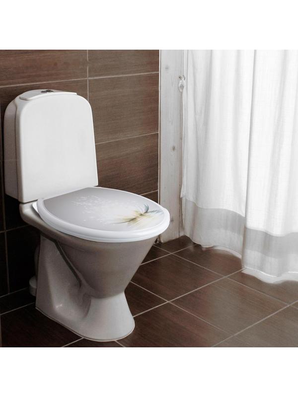 Сиденье для унитаза с крышкой «Лотос», цвет белый