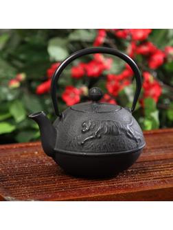 Чайник чугунный Доляна «Чёрный тигр», 700 мл, с ситом, эмалированное покрытие внутри, цвет чёрный