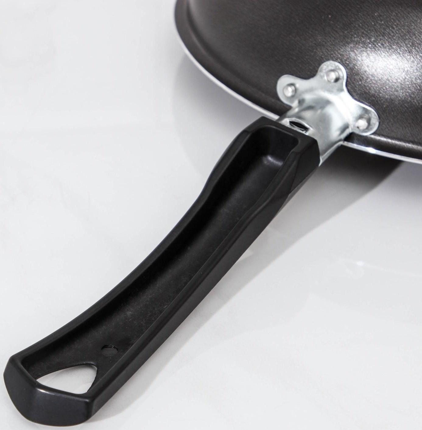 Сковорода «Классика атлас», d=24 см, пластиковая ручка, стеклянная крышка, антипригарное покрытие, цвет чёрный