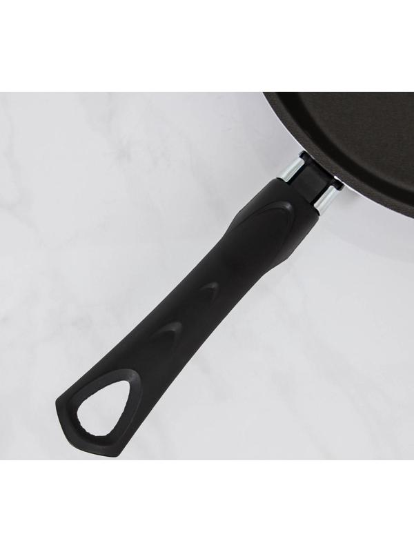 Сковорода «Классика атлас», d=24 см, пластиковая ручка, стеклянная крышка, антипригарное покрытие, цвет чёрный