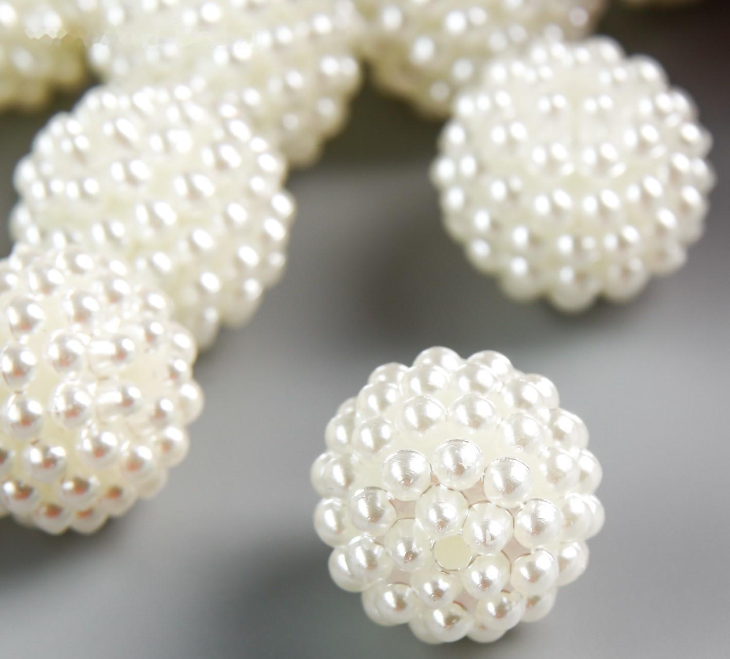 Бусины для творчества пластик 