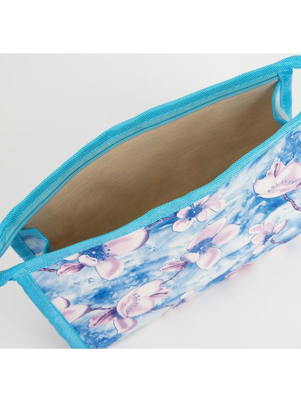 Косметичка на молнии, цвет голубой
