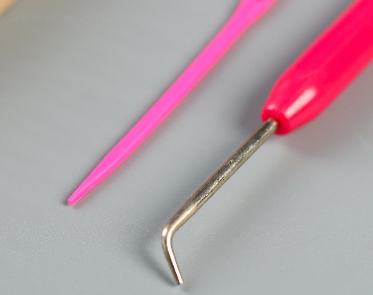 Набор устройств для вязания носков 13,8х5,5х3,2 см (подставка 1,5 см) + игла и крючок