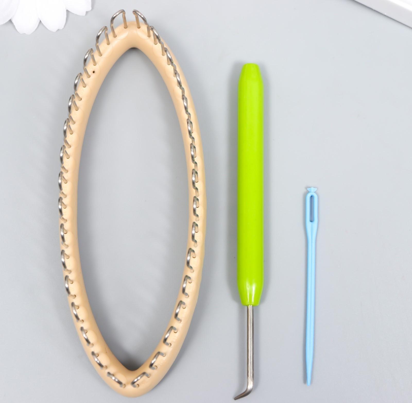 Набор устройств для вязания носков 13,8х5,5х3,2 см (подставка 1,5 см) + игла и крючок