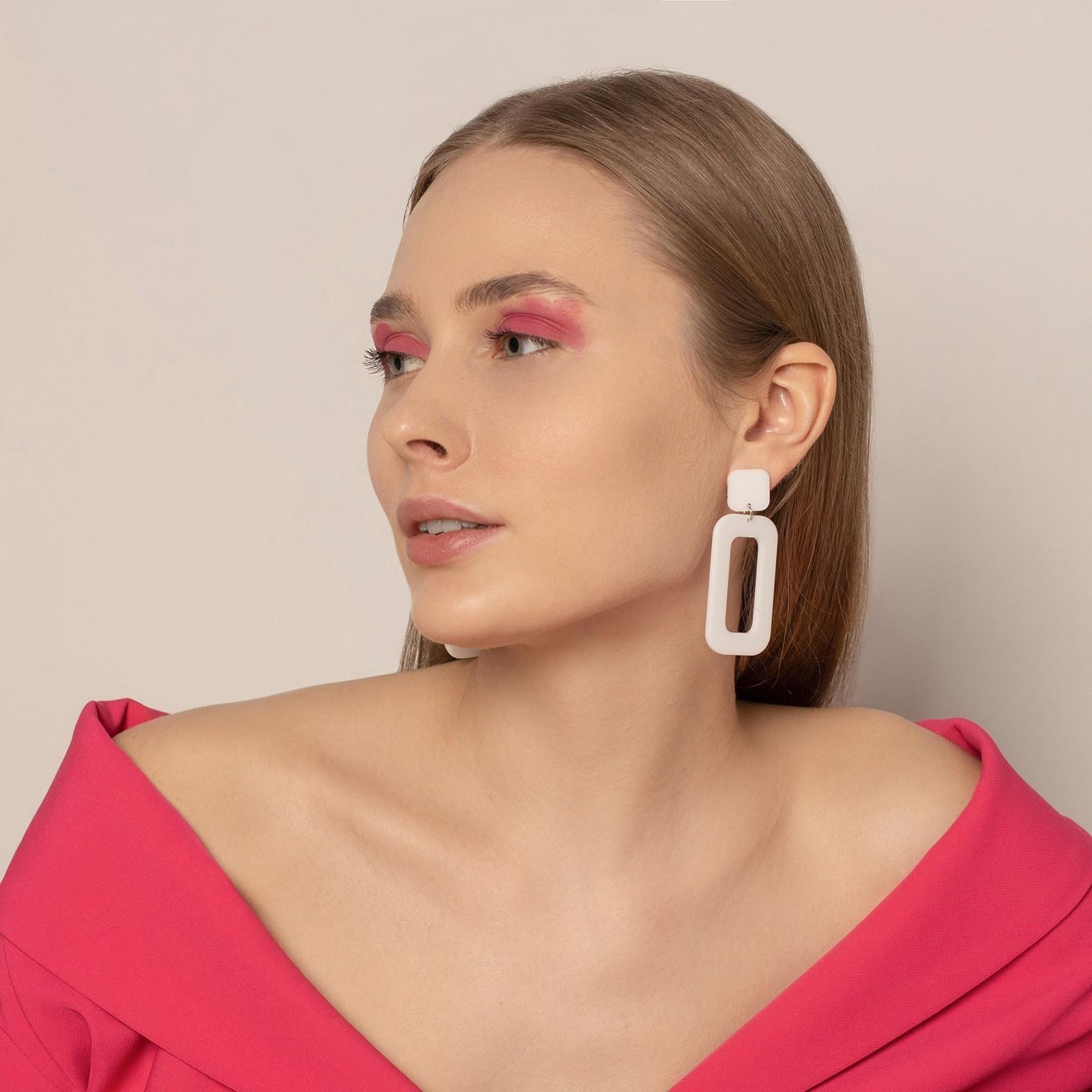 Серьги пластик 