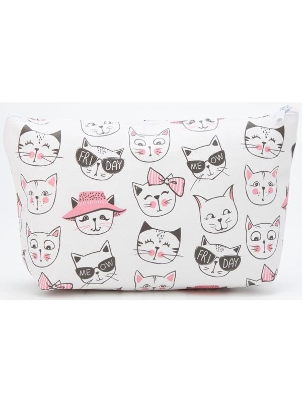 Косметичка на молнии, цвет белый