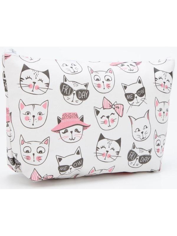 Косметичка на молнии, цвет белый