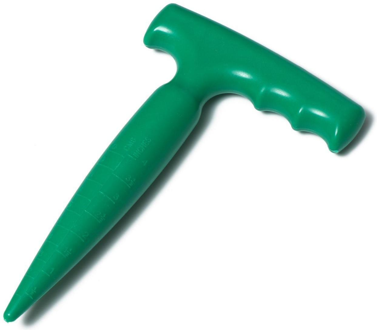 Набор, 4 предмета: конус - 2 шт., сеялка, пикировщик, пластик