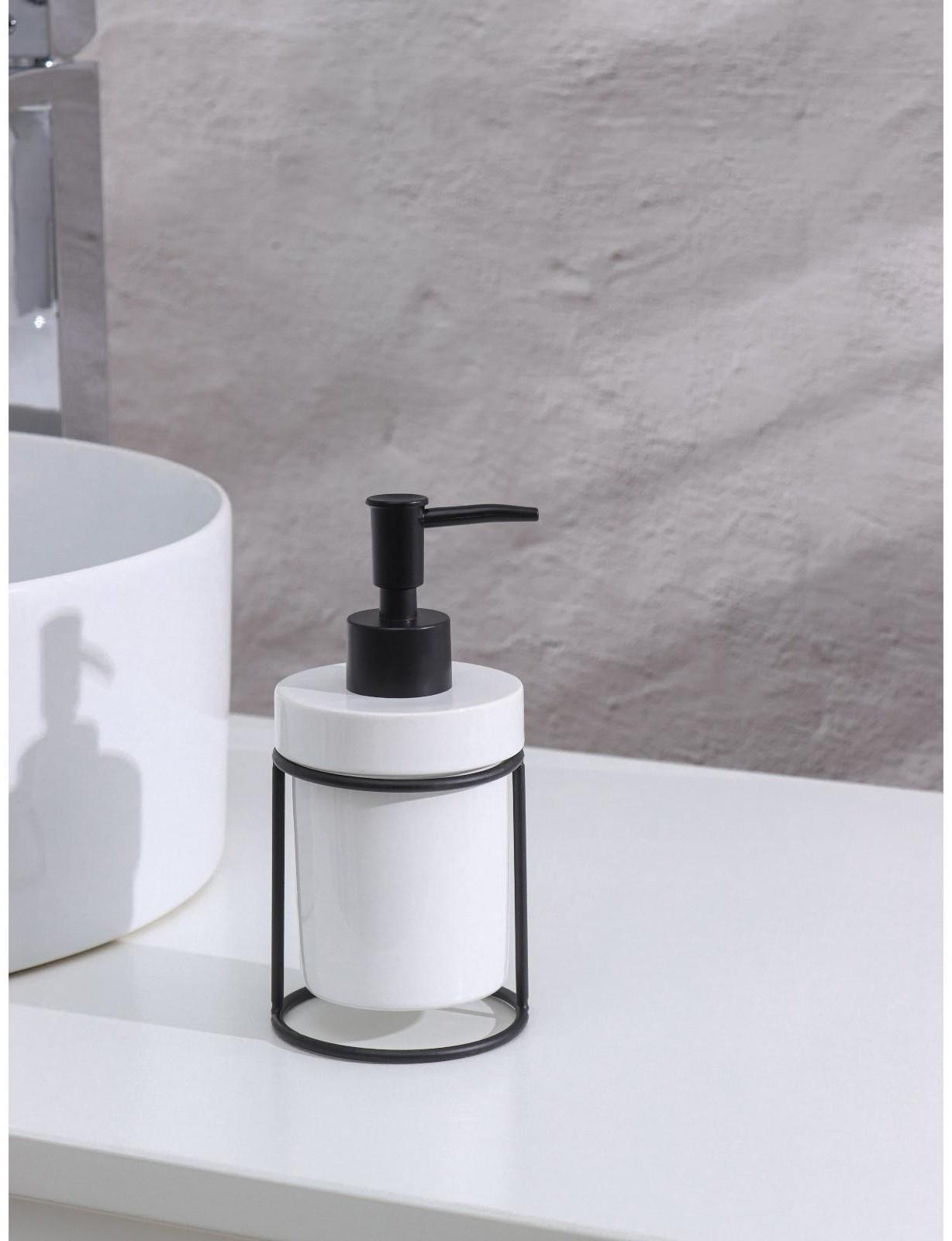 Дозатор для жидкого мыла на подставке SAVANNA «Геометрика», 250 мл, цвет чёрный
