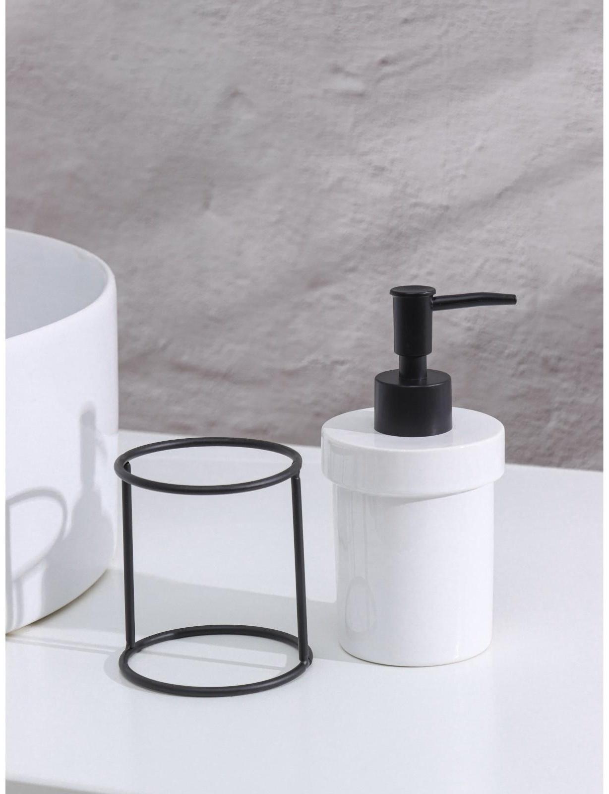Дозатор для жидкого мыла на подставке SAVANNA «Геометрика», 250 мл, цвет чёрный