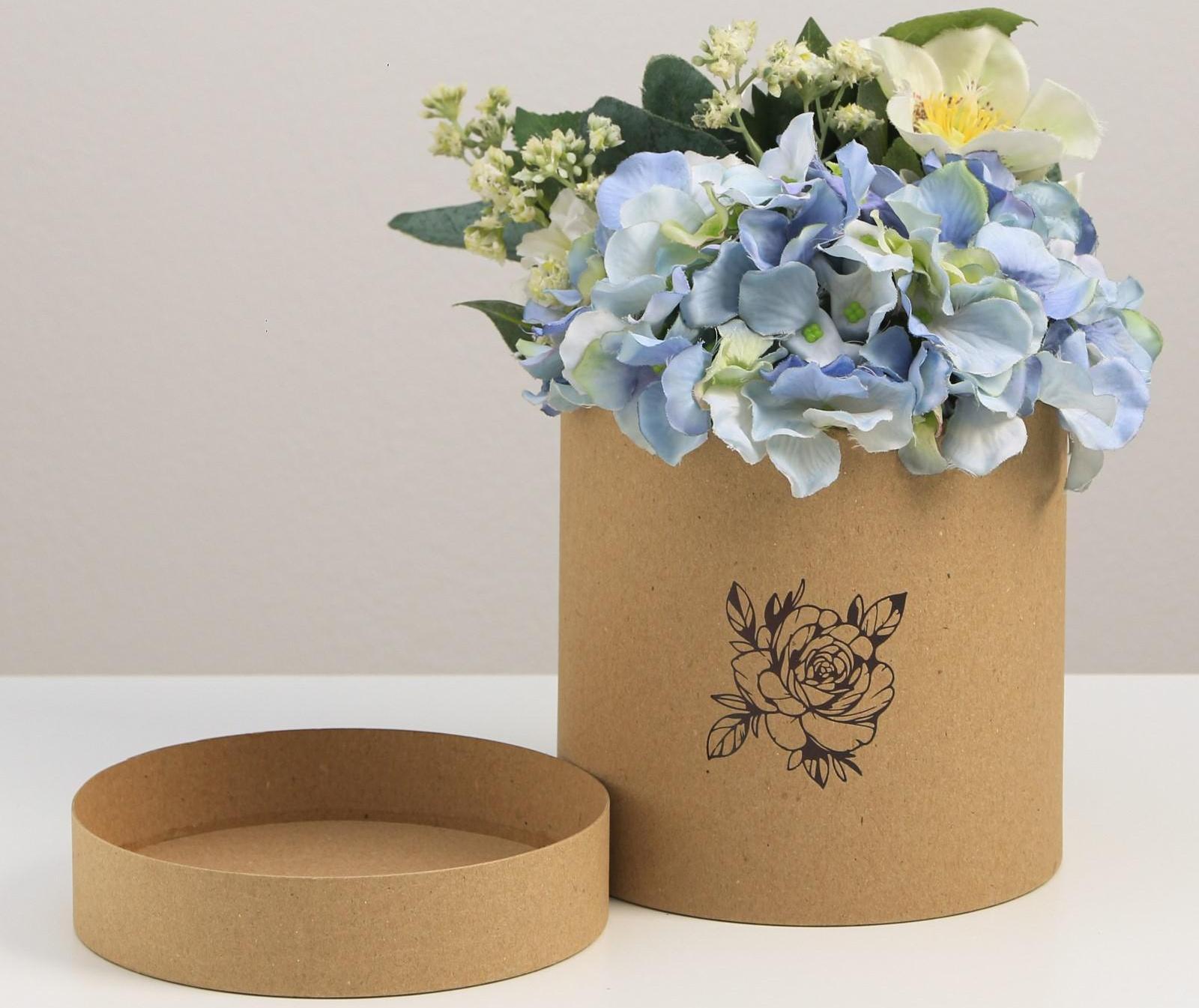 Шляпная коробка из крафта «Цветок», 15 х 15 см