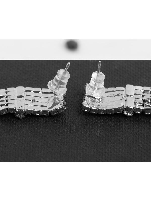 Серьги висячие со стразами 