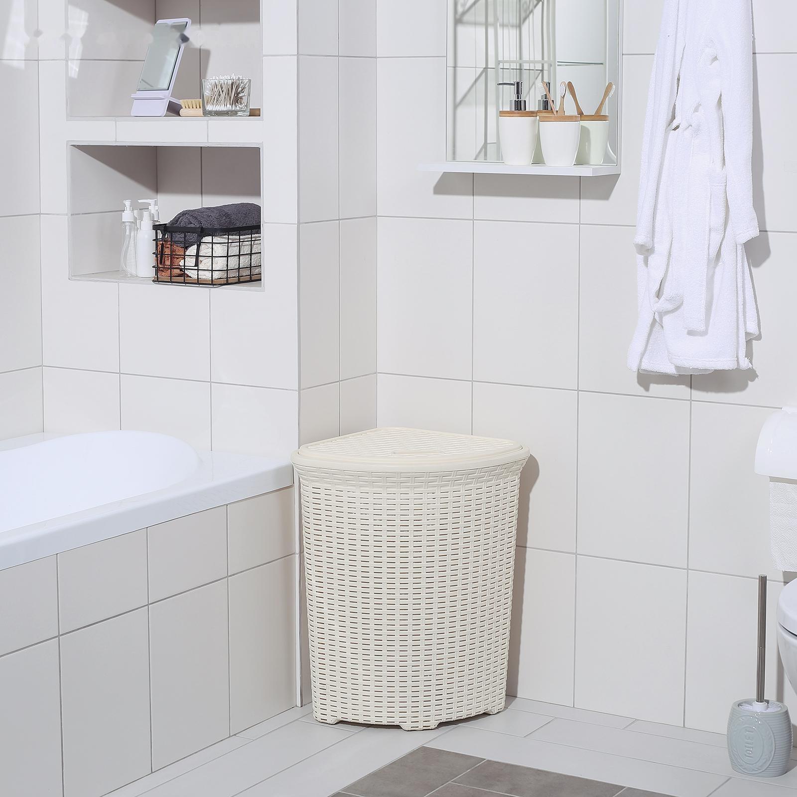 Корзина для белья угловая с крышкой «Ротанг», 60 л, 40×40×58 см, цвет слоновая кость