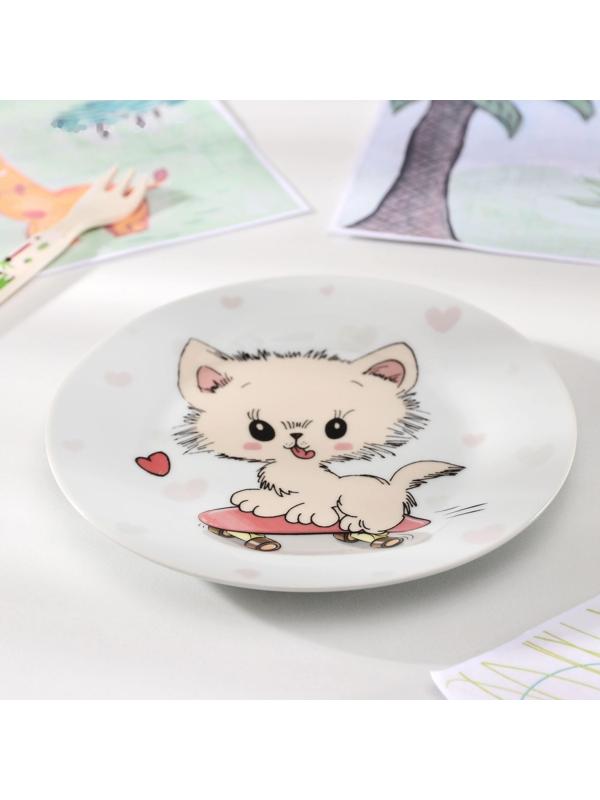 Тарелка керамическая Доляна «Котёнок на скейте», d=17,5 см