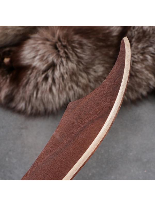 Сувенирное деревянное оружие 