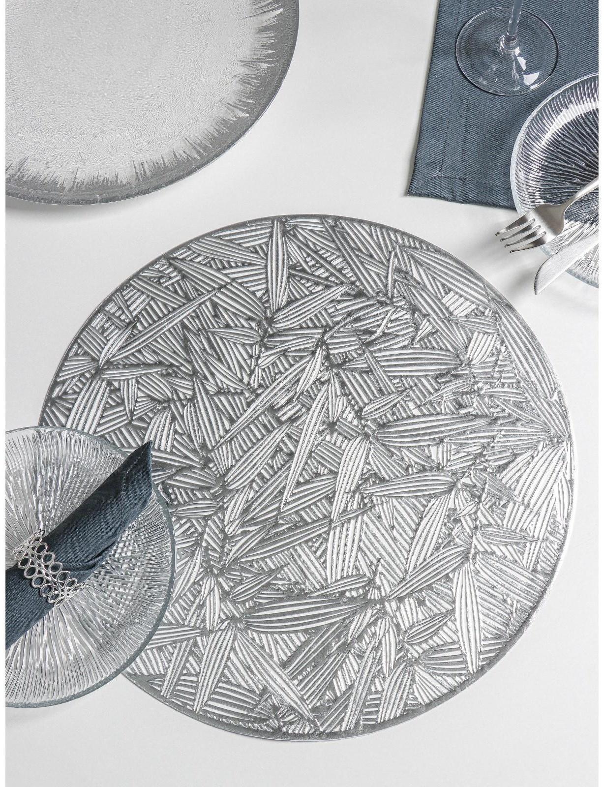 Набор салфеток сервировочных на стол Доляна «Листья», d=38 см, 4 шт, цвет серебряный