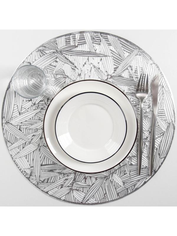 Набор салфеток сервировочных на стол Доляна «Листья», d=38 см, 4 шт, цвет серебряный