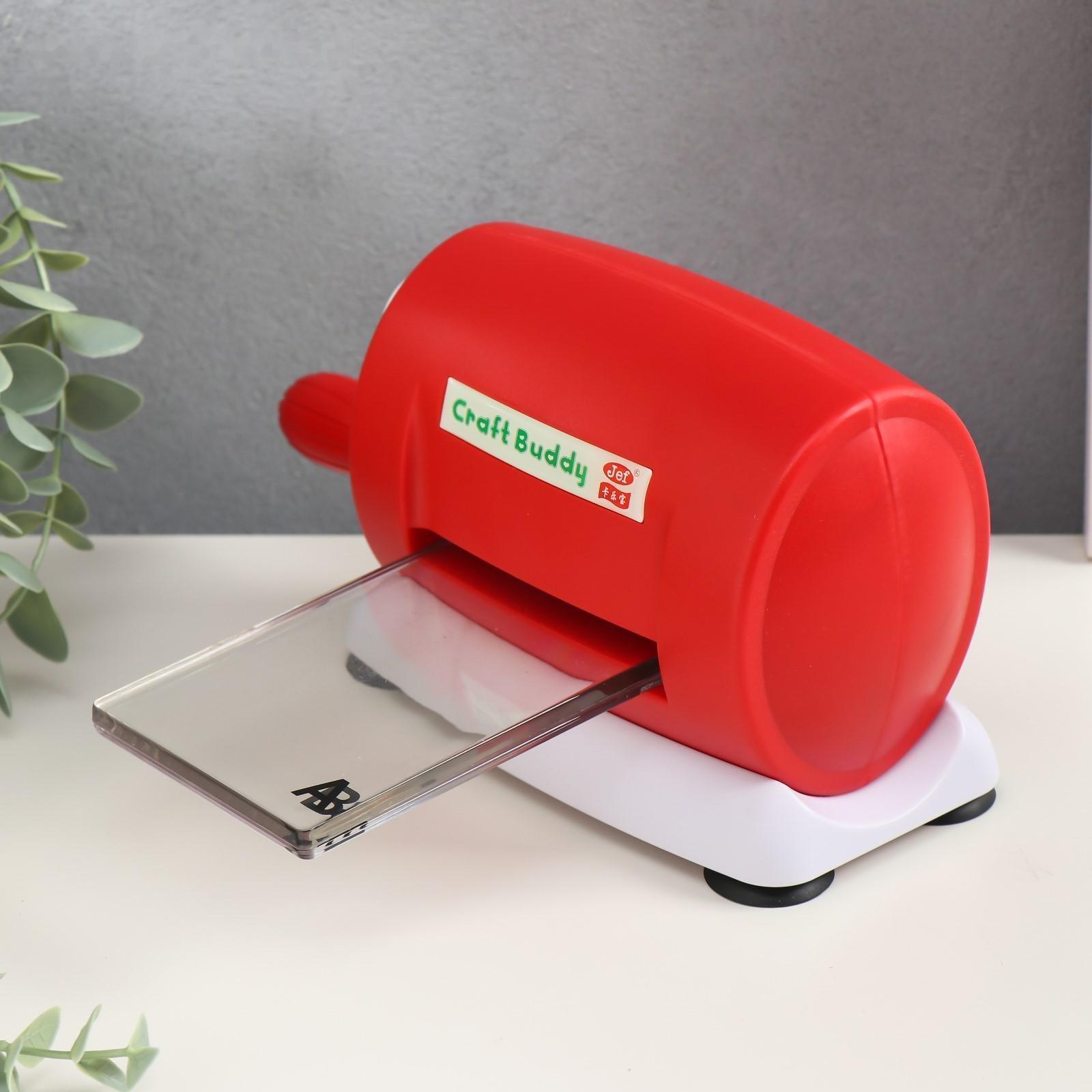 Машинка для вырубки и тиснения МИКС 21,2х11,5х9 см + 2 пластины пластик 7,8х16 см