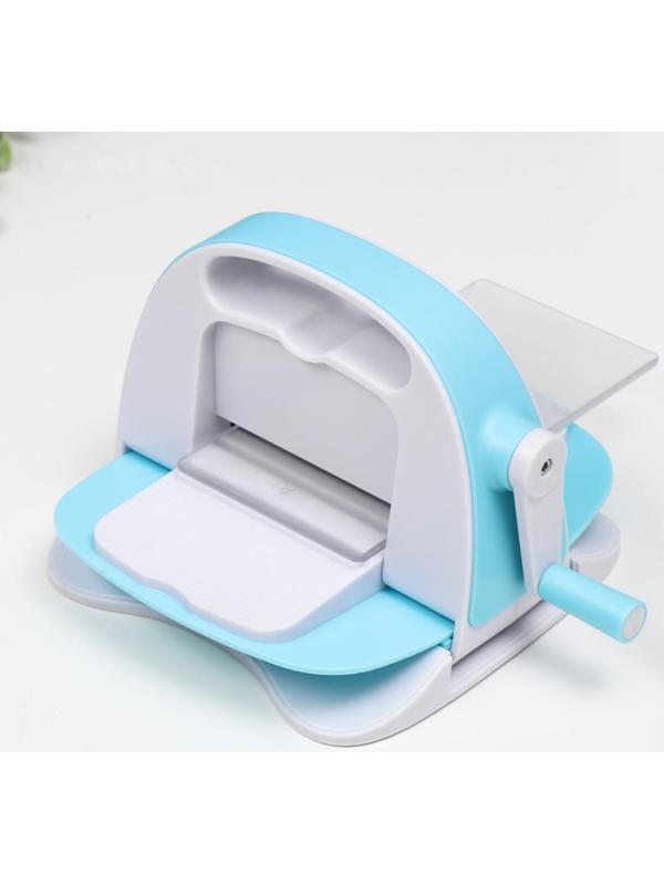 Машинка для вырубки и тиснения 11х16,5х15 + 2 пластины пластик