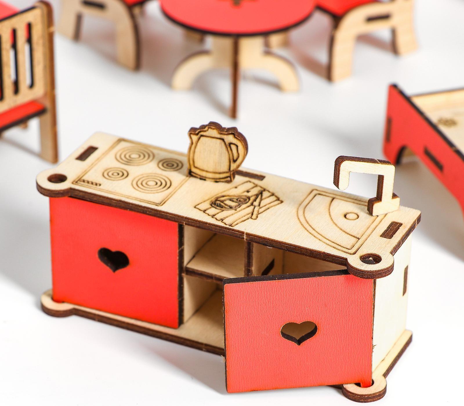 Сборная игрушка Домик «Усадьба Милана» красный с мебелью