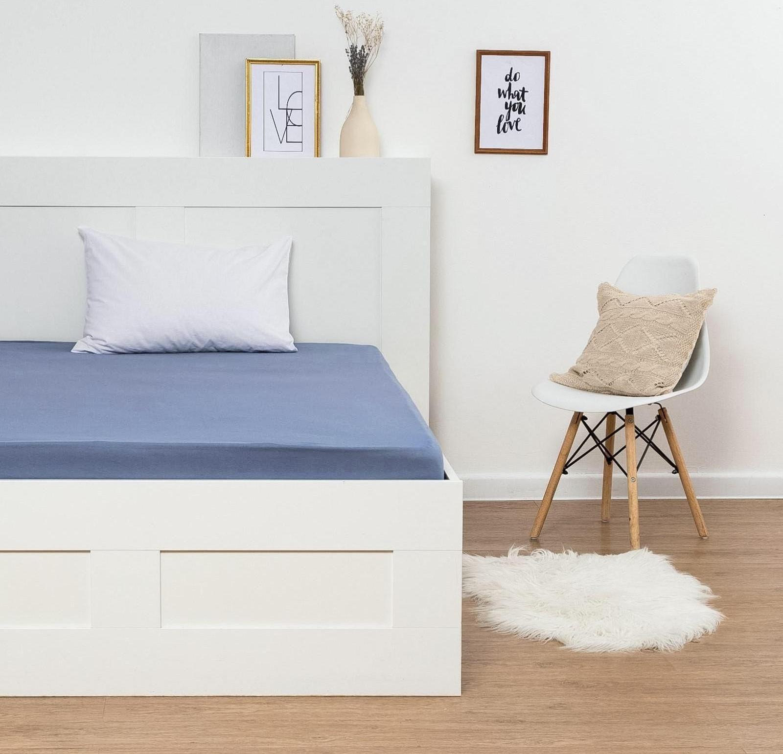 Трикотажная простыня на резинке 120х200х25см, голубой кулирка