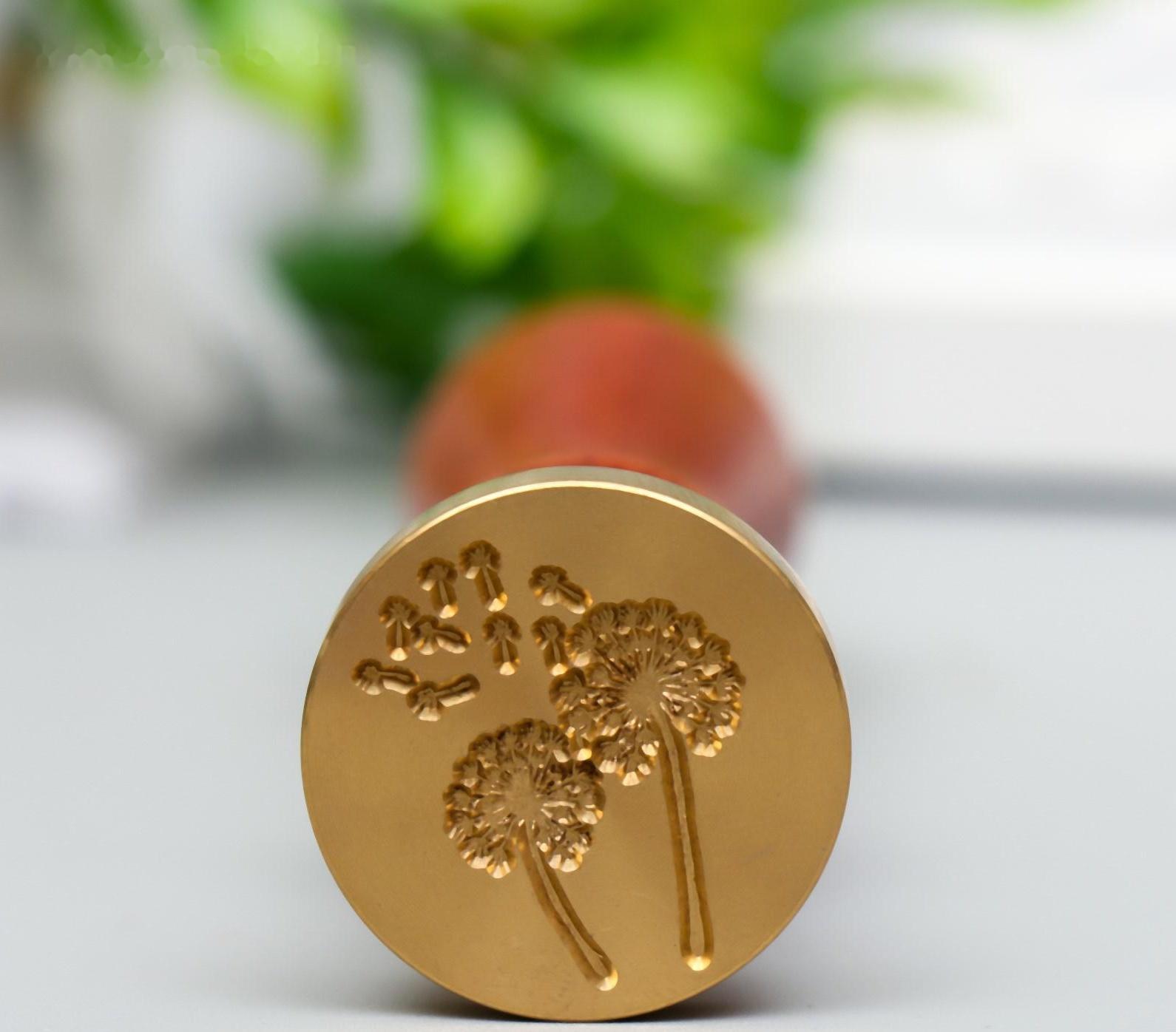 Печать для сургуча с деревянной ручкой 